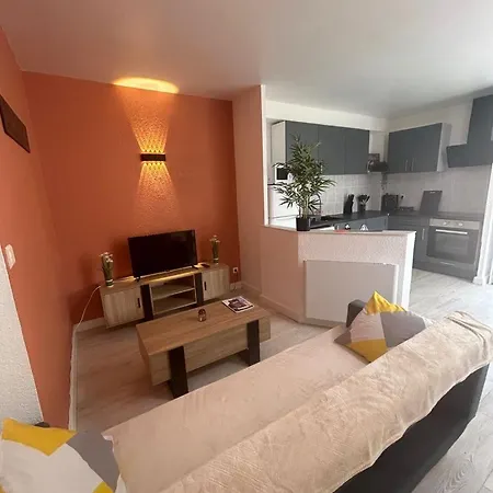 Vakantiehuis Maison Equipee, Terrasse Et Place Privee !